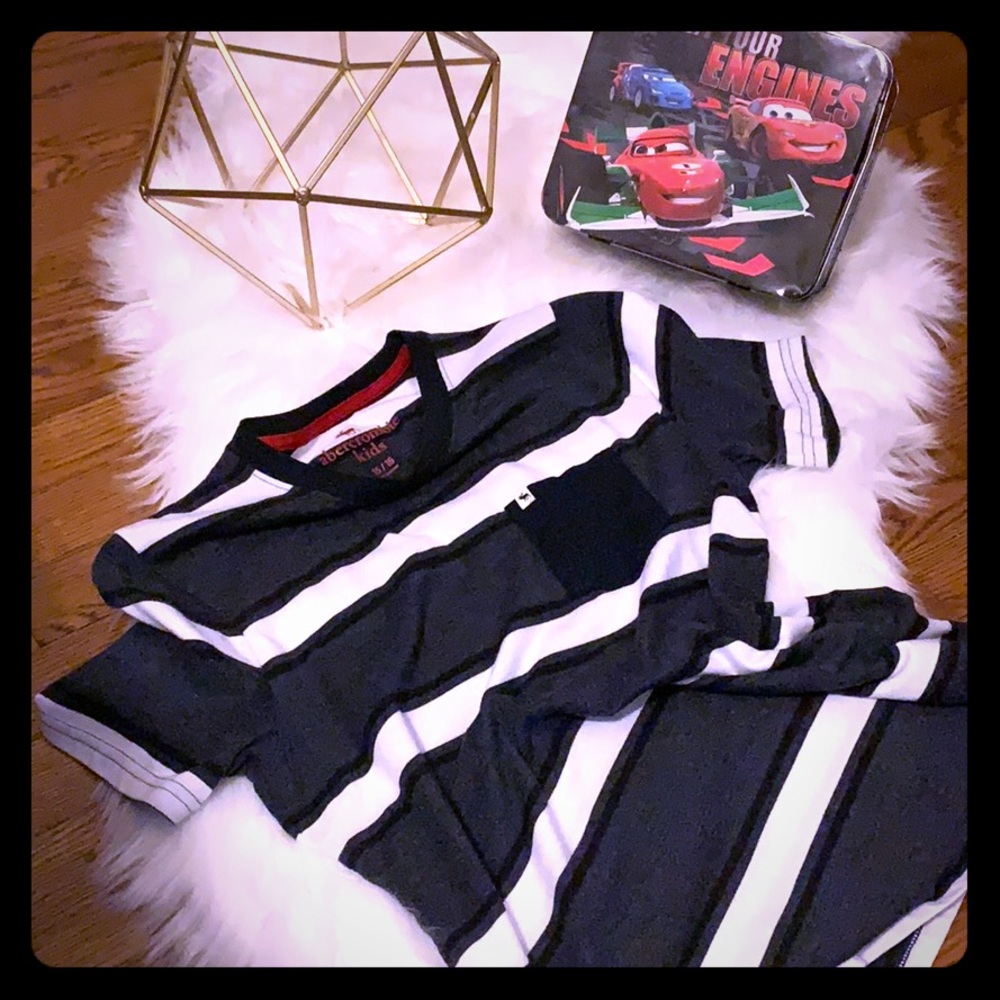 Abercrombie kids boys striped t-shirt